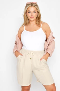 Short Beige Léger En Twill