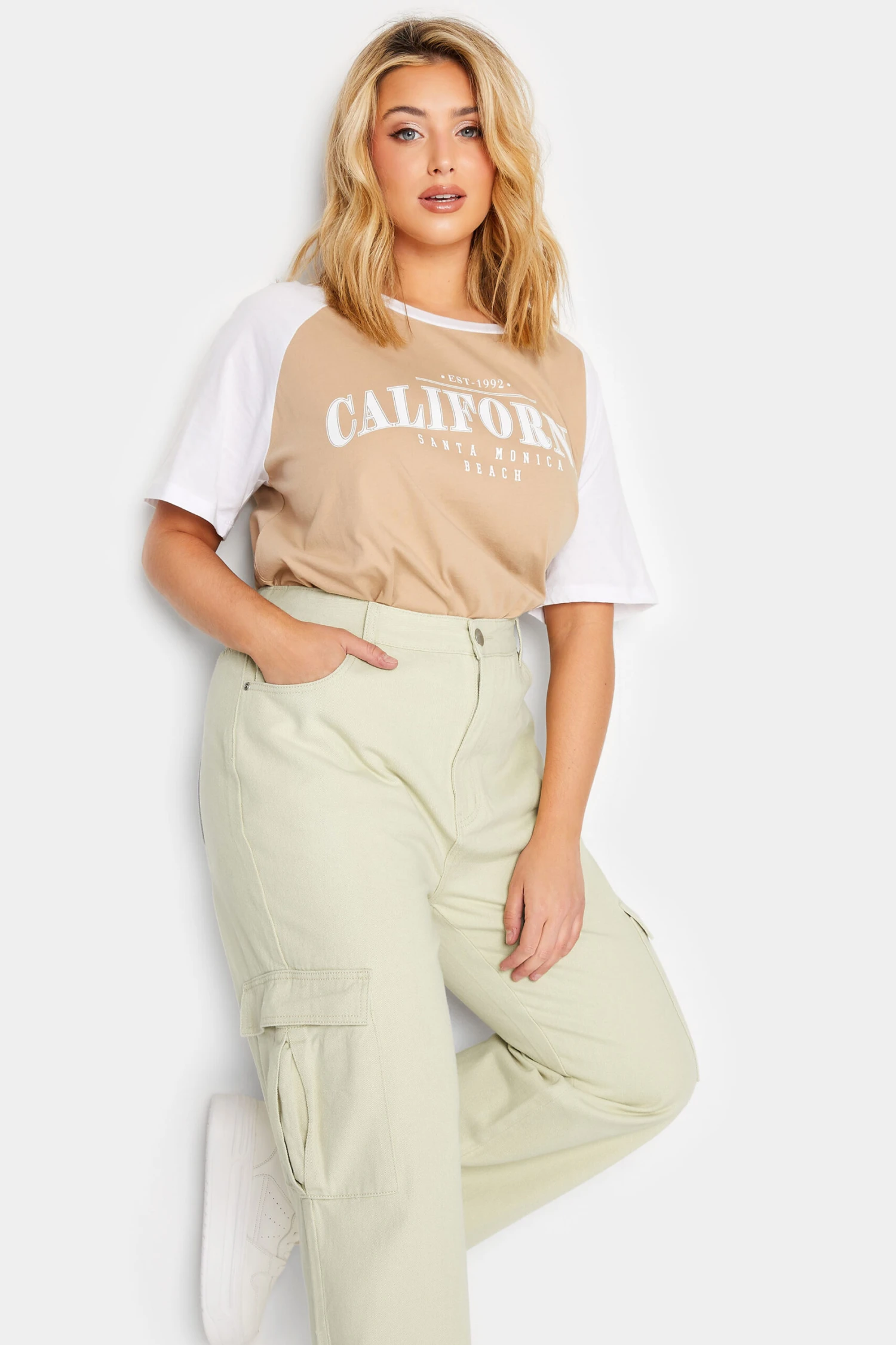 YOURS - Jean Beige Coupe Droite Design Cargo – Image 4