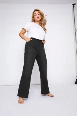 Jean Noir Design Ample