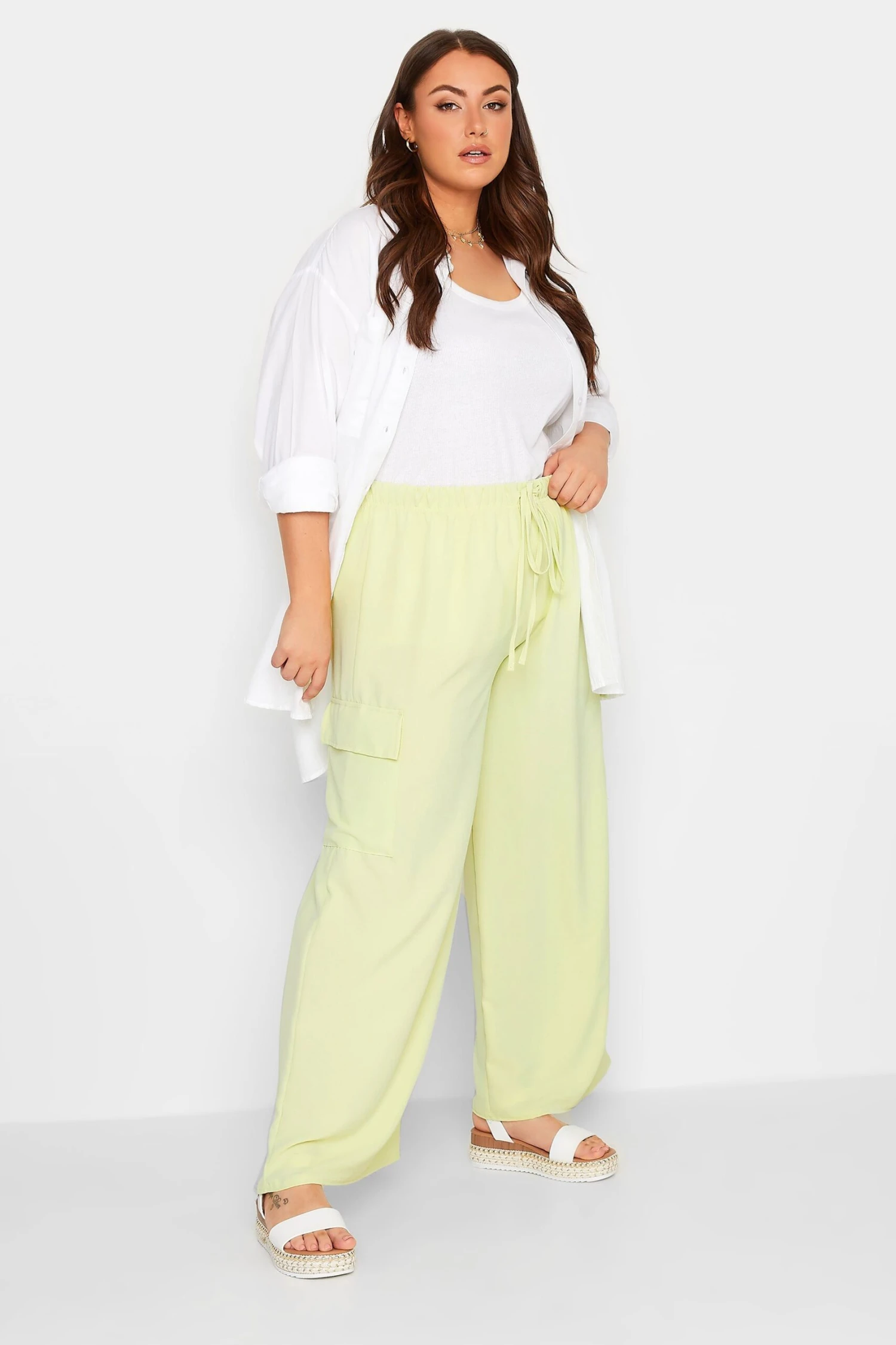 YOURS - Pantalon Vert Citron Wide Leg Crêpé En Cargo – Image 2