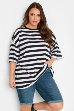 YOURS - Short En Jean Bleu Stretch Griffé Ourlets Retroussés