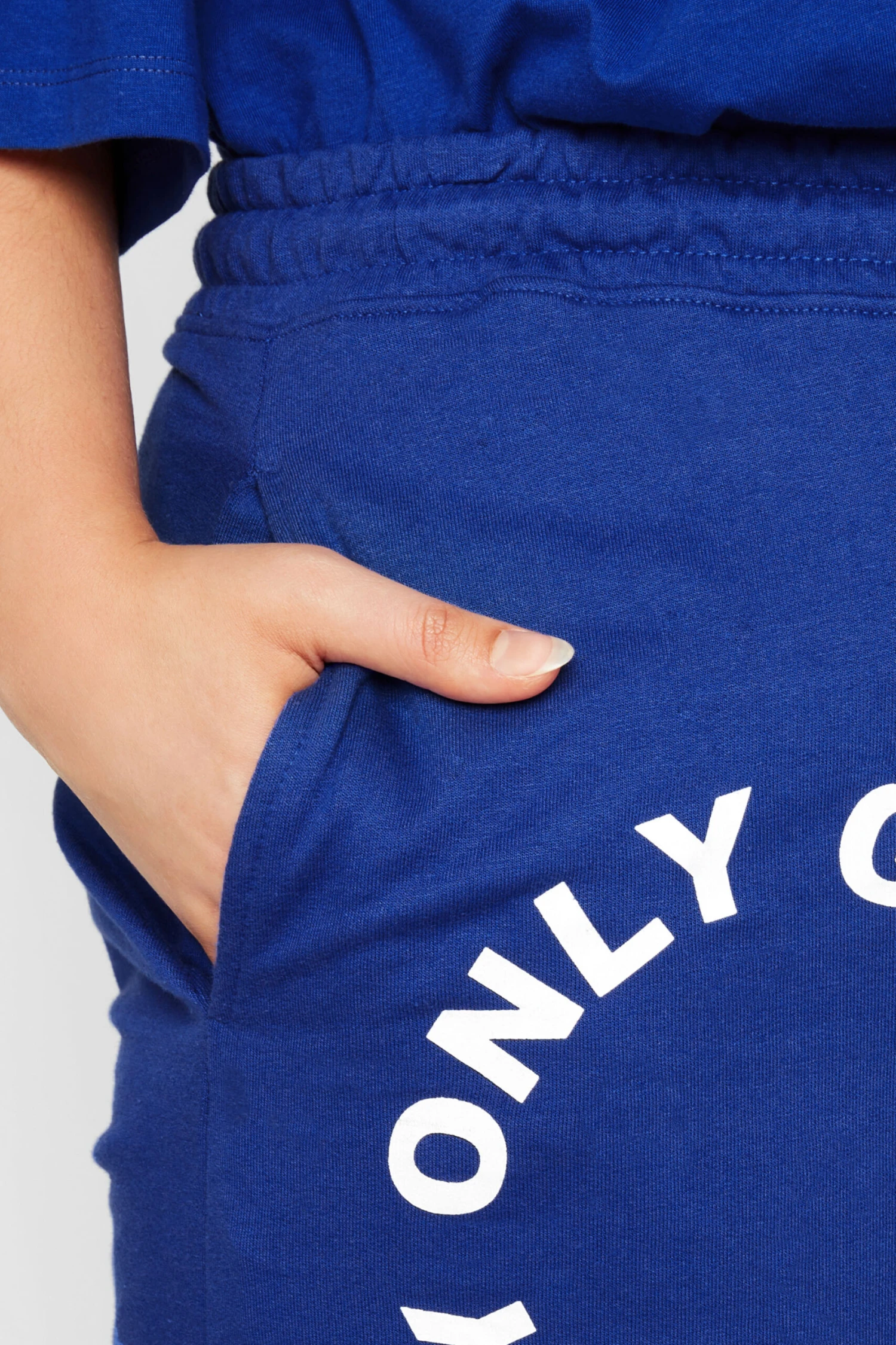 Jogging Bleu Roi 'Only Good Energy' – Image 3