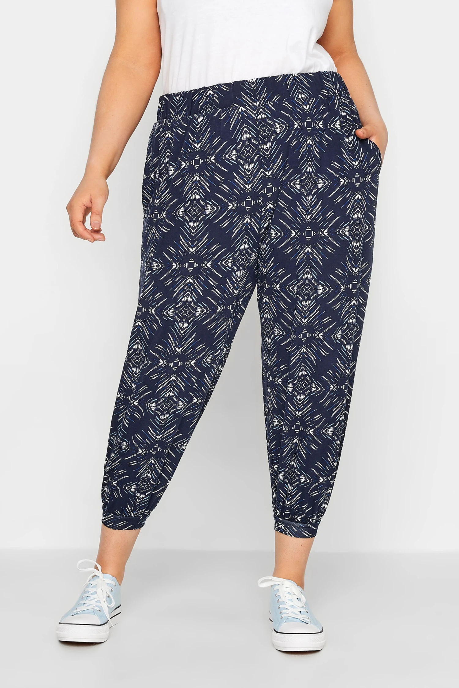 YOURS - Pantalon Style Sarouel Bleu Marine Losanges